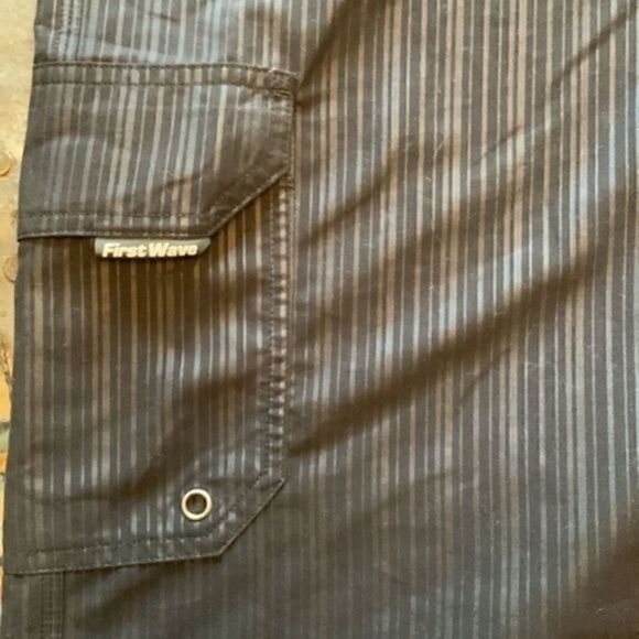 First Wave Roundtree and York swim trunks Black Pin Stripe Size 34 - Picture 3 of 6